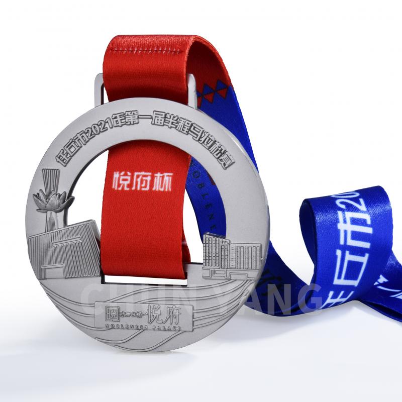 soft enamel zinc alloy antique silver plated coin